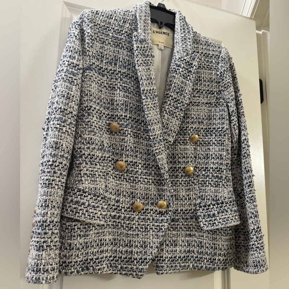 L’agence tweed blazer size 2. New, floor model - tried on but not worn. Pristine
